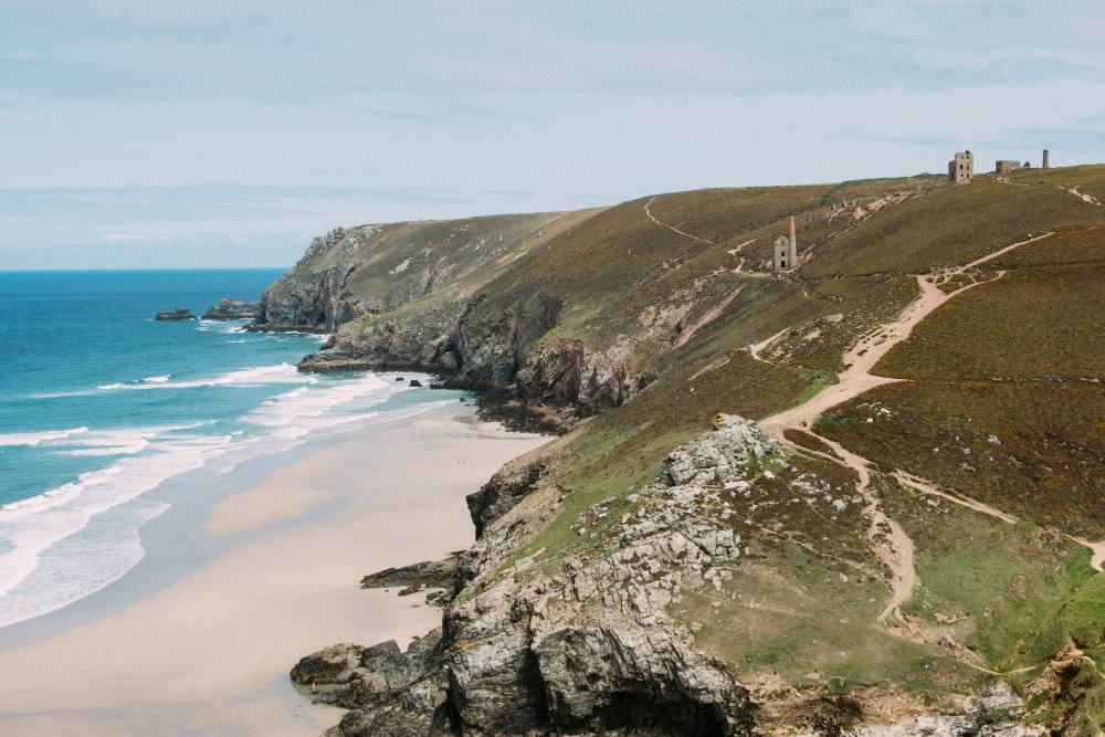 alquilar un minibus para ir a la playa en Asturias