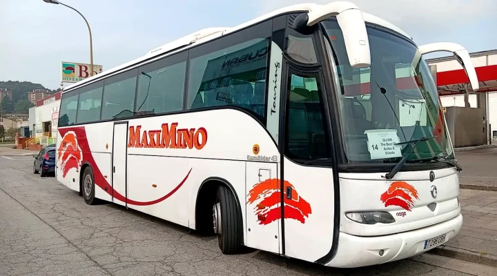 Alquiler de autobuses en Asturias: autocar Irizar EuroRider 43 de Autocares Maximino